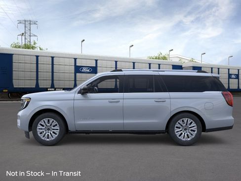 New 2026 Ford Expedition Max Platinum AWD/4WD image 3