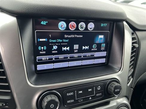 Certified 2020 Chevrolet Suburban LT w/ Luxury Package AWD/4WD image 15