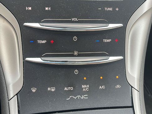 Used 2016 Lincoln MKZ AWD w/ Equipment Group 300A Reserve image 12