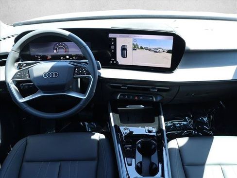 New 2026 Audi Q3 quattro 2.0T AWD/4WD image 16