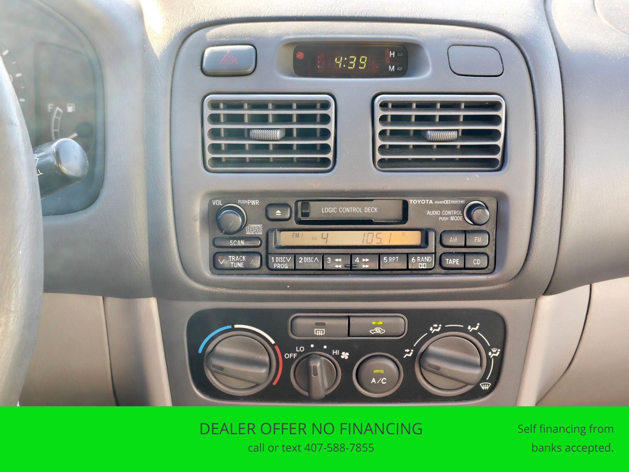 Used 2001 Toyota Corolla FWD image 22
