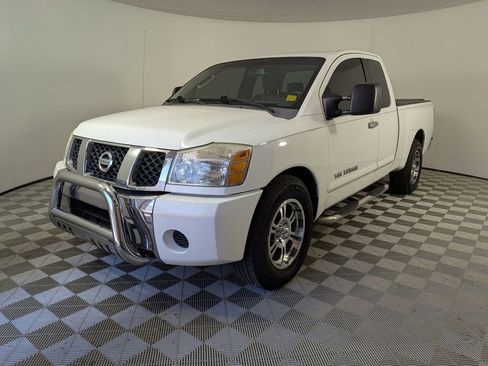 Used 2006 Nissan Titan SE RWD image 7