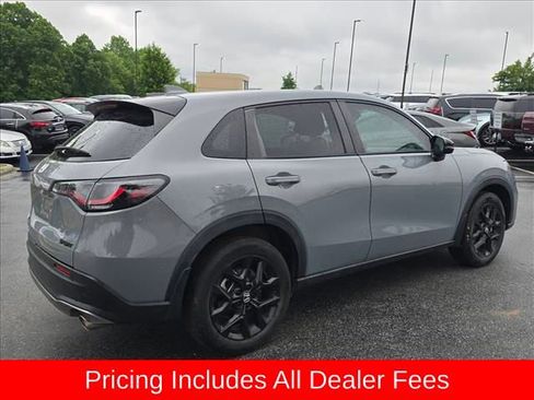 Used 2023 Honda HR-V Sport image 3