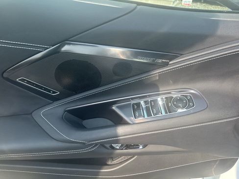 Used 2023 Chevrolet Corvette Stingray w/ Z51 Performance Package image 12