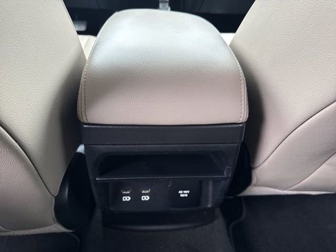 Used 2019 Ford Ranger Lariat w/ Equipment Group 501A Mid image 13