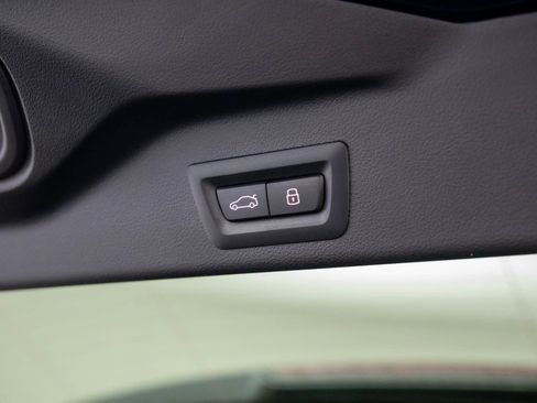 New 2026 BMW X5 xDrive50e w/ Executive Package image 30