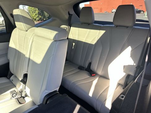 Certified 2023 Acura MDX SH-AWD w/ Technology Package image 32