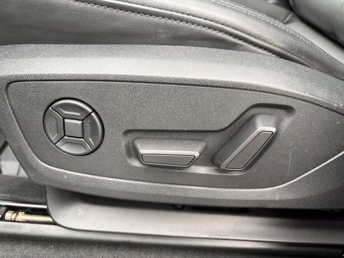 Used 2023 Audi Q3 2.0T Premium Plus w/ Premium Plus Package AWD/4WD image 14
