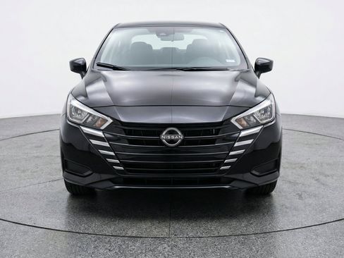 Used 2025 Nissan Versa SV FWD image 2