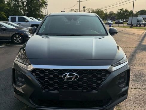 Used 2020 Hyundai Santa Fe SE image 3