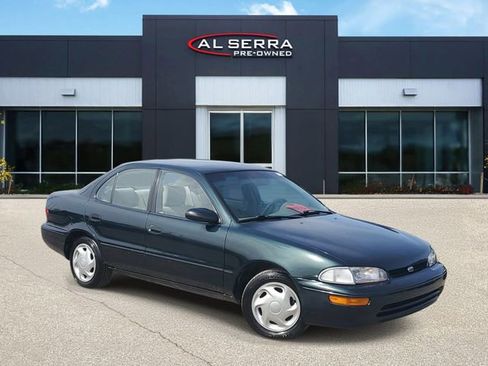 Used 1997 Geo Prizm LSi w/ Preferred Equipment Group 3 FWD image 1