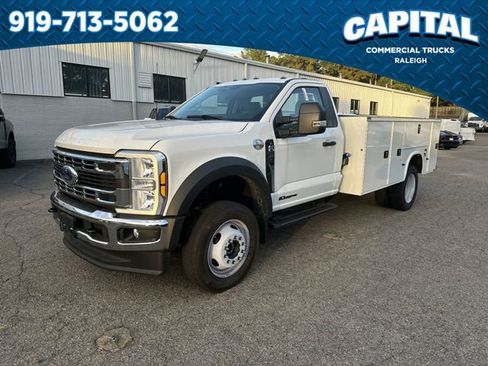 New 2024 Ford F550 4x4 Regular Cab Super Duty image 1