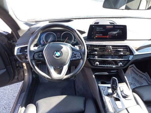 Used 2018 BMW 540i xDrive image 25