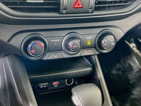 Used 2023 Kia Forte LXS w/ LXS Technology Package FWD image 15