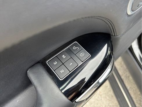 Used 2016 Land Rover Range Rover Long Wheelbase Supercharged image 24