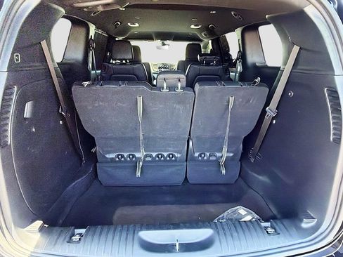 Used 2025 Chrysler Pacifica Select FWD image 25