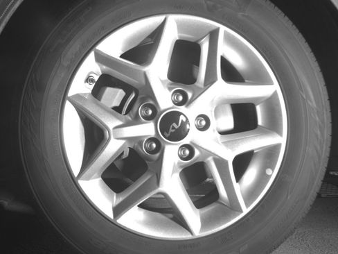 Used 2025 Kia Soul LX w/ LX Technology Package FWD image 19