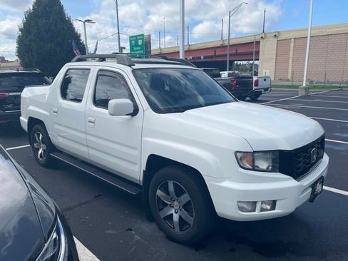 Used 2014 Honda Ridgeline SE image 1