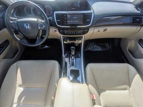Used 2017 Honda Accord EX-L image 15