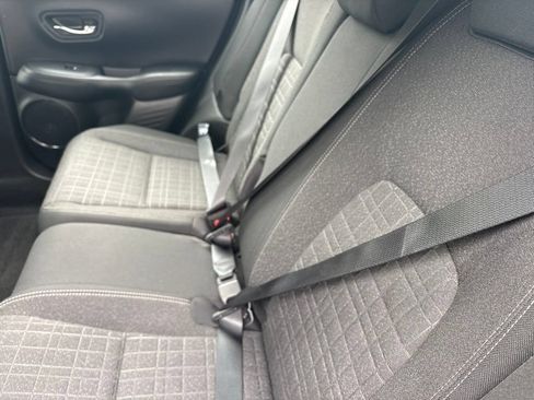 Used 2023 Honda HR-V LX image 25