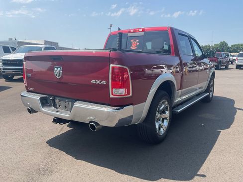 Used 2015 RAM 1500 Laramie w/ Convenience Group AWD/4WD image 4