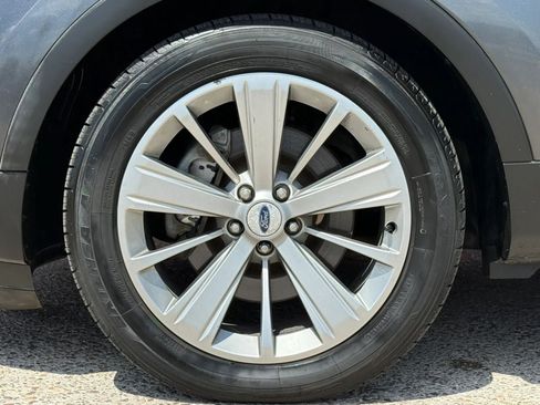 Used 2019 Ford Explorer Limited w/ Class III Trailer Tow Package FWD image 28