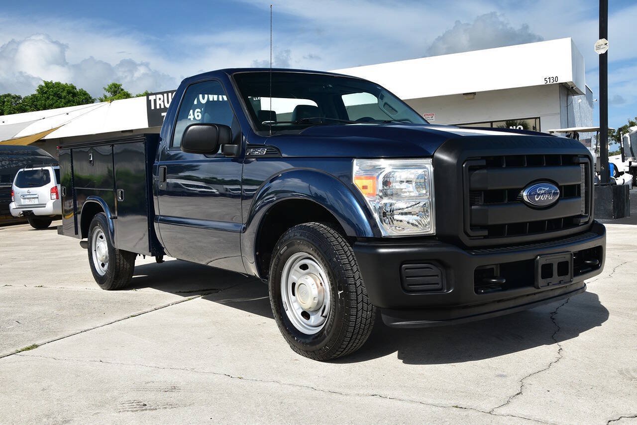Used 2016 Ford F250 XL RWD image 1