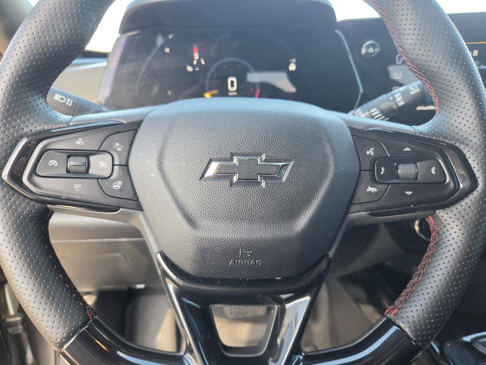Used 2026 Chevrolet Trax RS FWD image 18