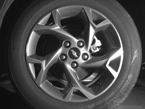 Used 2025 Chevrolet Trax LT w/ LT Convenience Package image 13