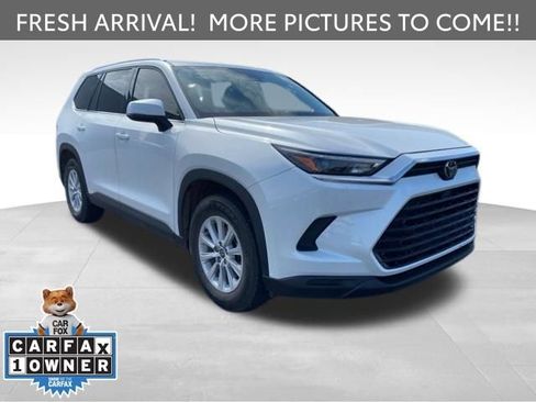 Certified 2024 Toyota Grand Highlander AWD image 3