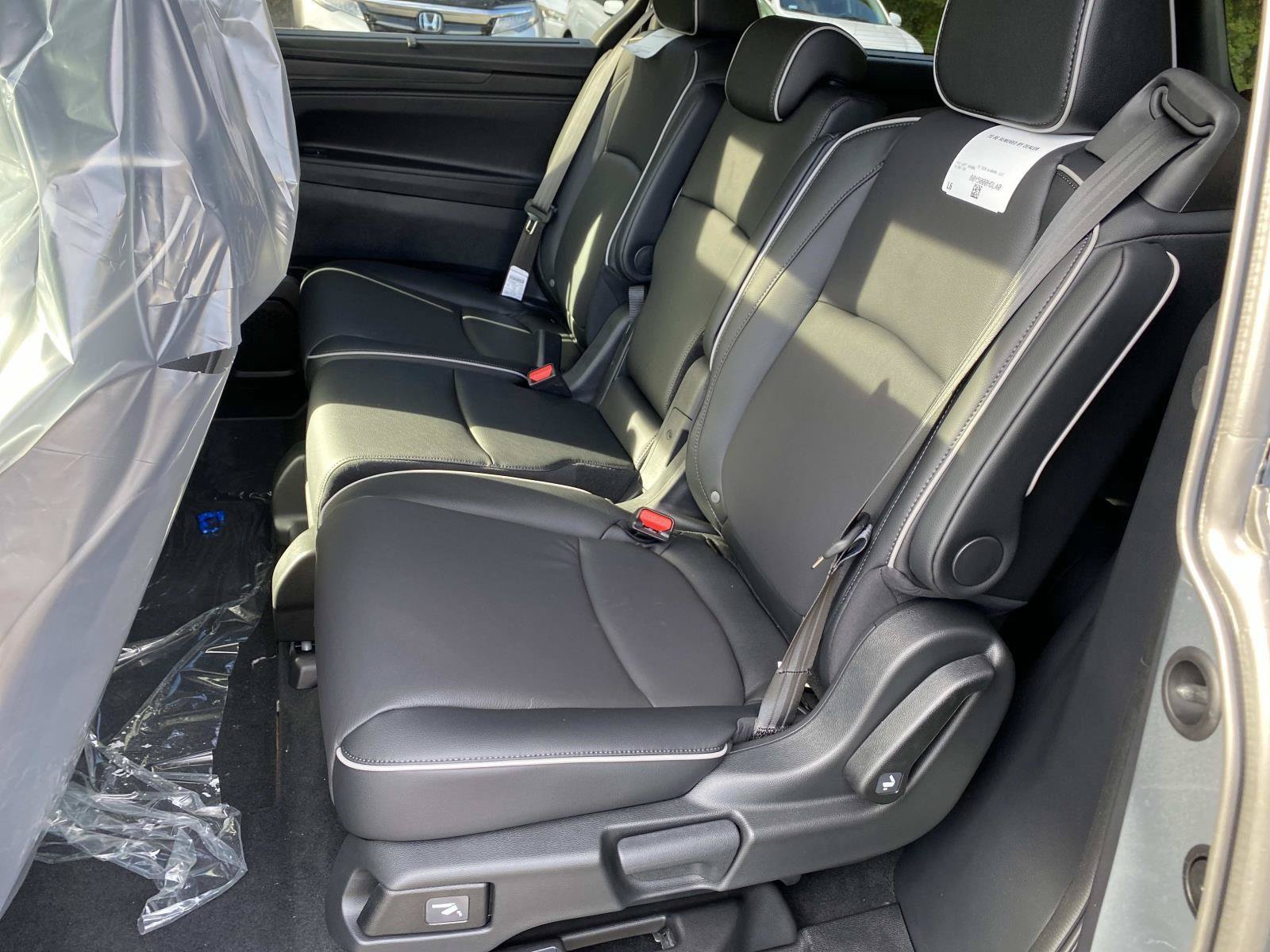 New 2027 Honda Odyssey Touring image 7