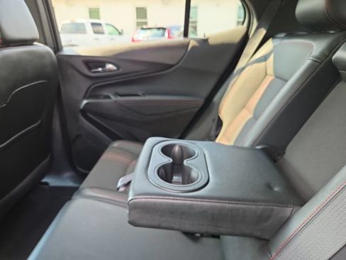 Certified 2023 Chevrolet Equinox RS w/ LPO, Floor Liner Package AWD/4WD image 31