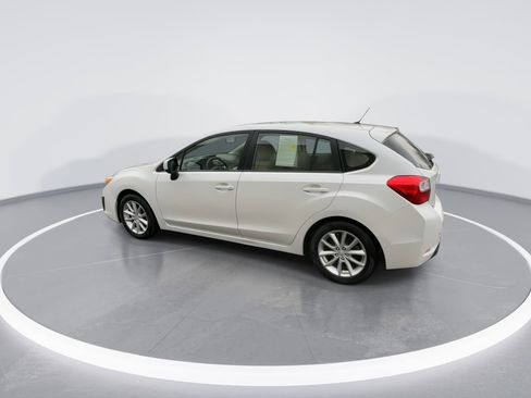 Used 2013 Subaru Impreza 2.0i Premium image 12