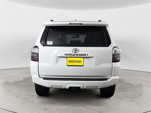 Used 2020 Toyota 4Runner SR5 Premium w/ Moonroof Package image 4