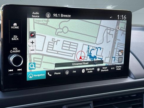 Certified 2025 Honda Pilot Touring image 23
