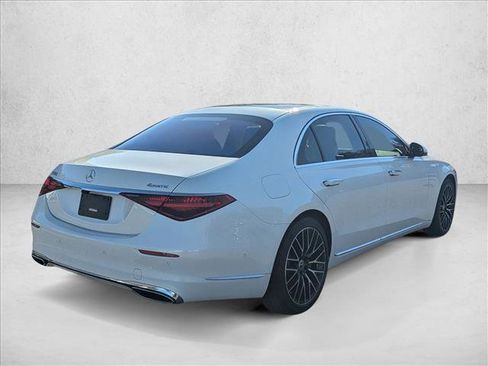 Used 2021 Mercedes-Benz S 580 4MATIC Sedan image 5