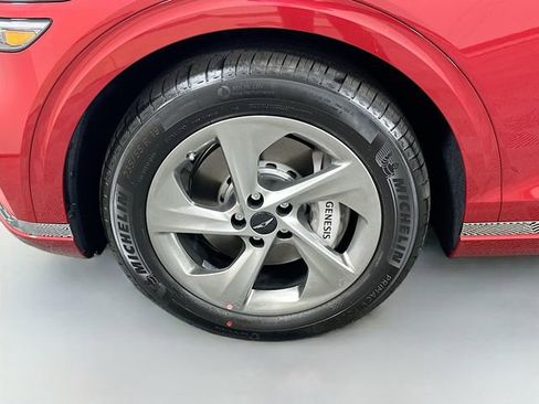New 2026 Genesis GV70 2.5T AWD/4WD image 23