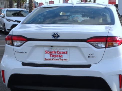 Used 2025 Toyota Corolla LE image 15