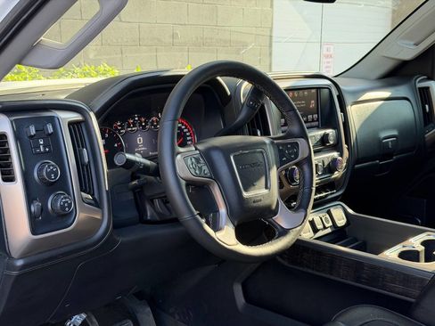 Used 2016 GMC Sierra 2500 Denali w/ Duramax Plus Package AWD/4WD image 21