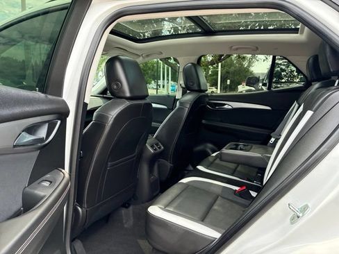 Certified 2025 Buick Envision Sport Touring AWD/4WD image 18