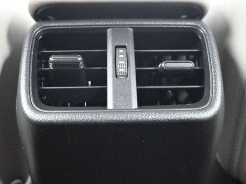 Used 2019 Lexus UX 200 w/ Premium Package FWD image 16