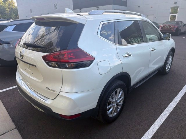 Used 2018 Nissan Rogue SV w/ Premium Package AWD/4WD image 6