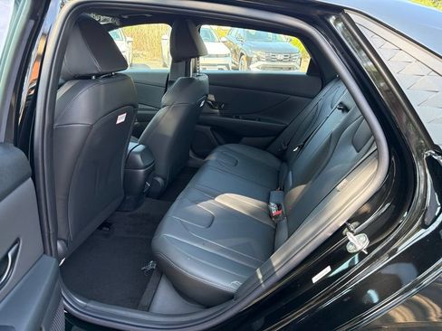 New 2026 Hyundai Elantra SEL Sport FWD image 16