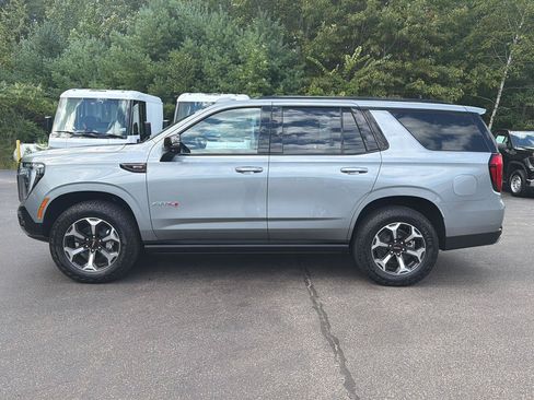 New 2026 GMC Yukon AT4 Ultimate w/ LPO, Floor Liner Package AWD/4WD image 2