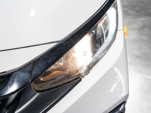 Used 2020 Honda Civic LX image 7