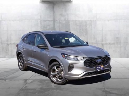 Certified 2024 Ford Escape ST-Line image 2