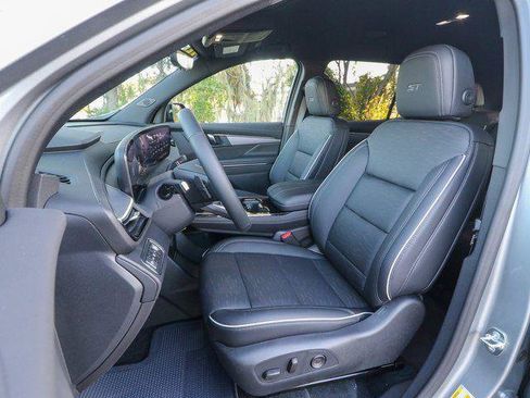 New 2026 Buick Enclave Sport Touring w/ Power Package FWD image 14