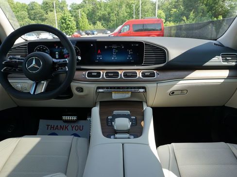 New 2026 Mercedes-Benz GLS 450 4MATIC image 39