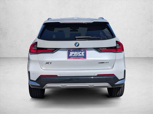 Used 2023 BMW X1 xDrive28i w/ Premium Package AWD/4WD image 7