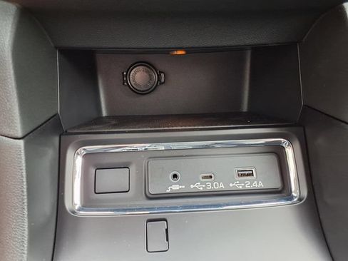 New 2026 Subaru Ascent Premium AWD/4WD image 17